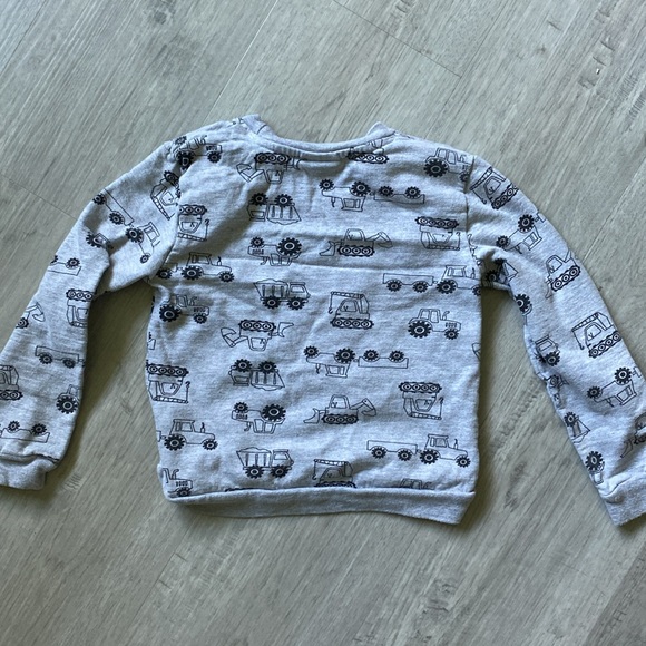 KoalaKids Grey tractor sweatshirt size 3T - Picture 5 of 5
